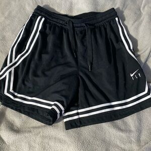 Nike Fly Basketball shorts